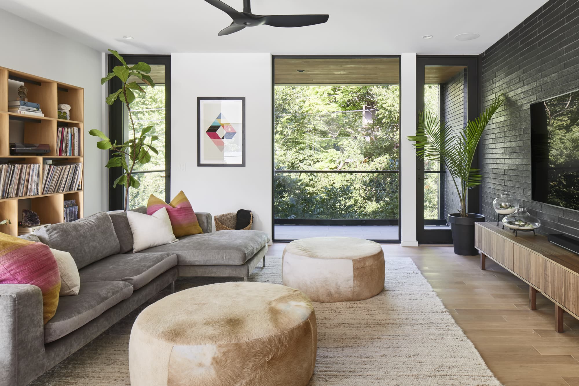 Modern Living Room Pecos Residence designed by Austin Architect Jay Corder